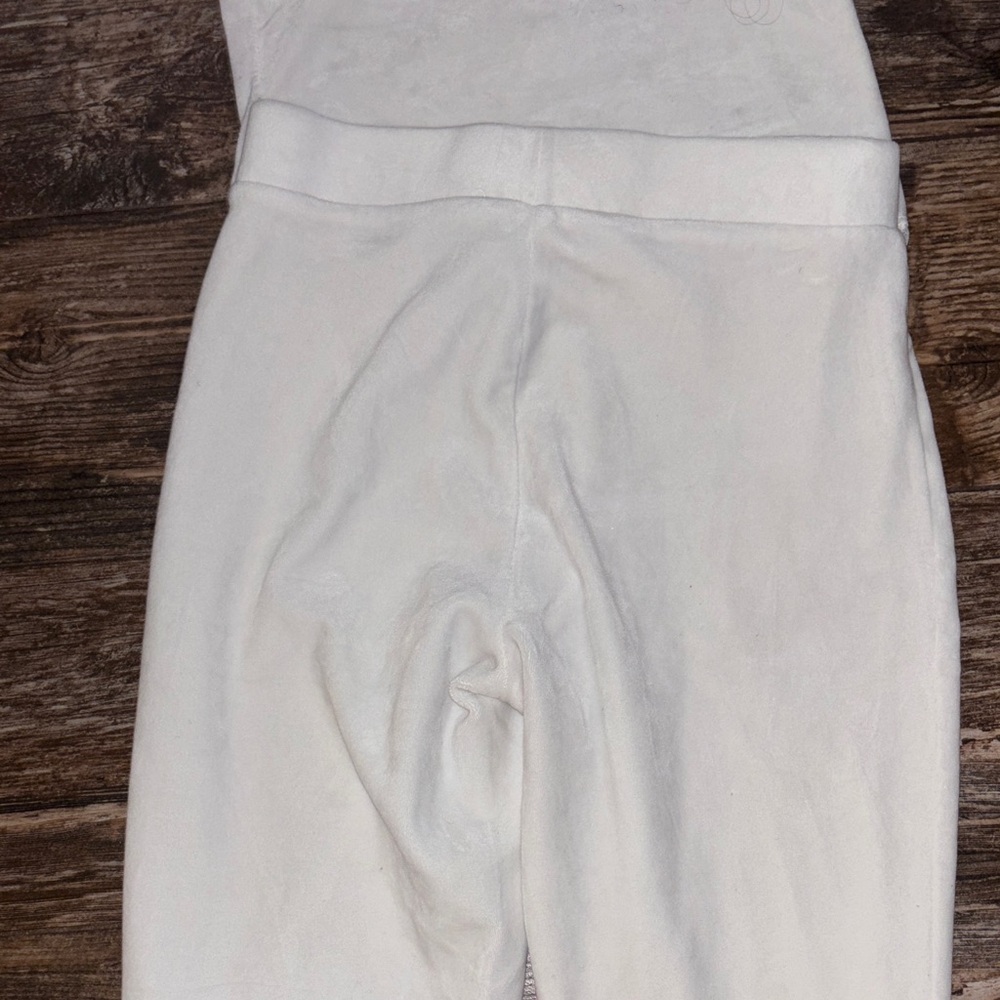 Hello Kitty White Flare Leg Pants & Lace Trim Tank Top - Picture 12 of 14